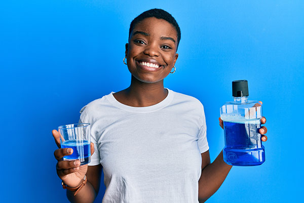Can Mouthwash Help Prevent Receding Gums? from Smiles On Michigan in Chicago, IL
